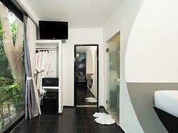 Tunnel Urban Retreat