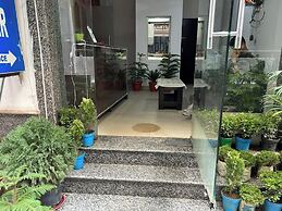 Goroomgo Hotel Diamond Mahipalpur