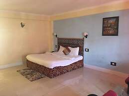 Goroomgo Ishaan Resort Manali