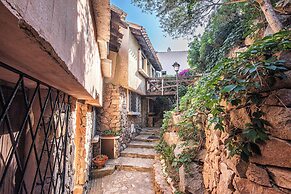 Punta Volpe Home With Pool