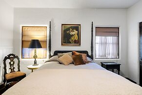 Rock House Haven Retreat