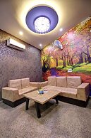 Hotel Silky Palace By GRB