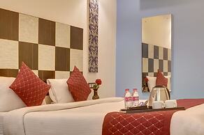 Hotel Silky Palace By GRB