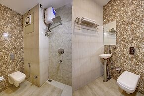 Hotel Silky Palace By GRB