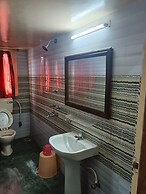 HOTEL GEETANJALI BY ROH