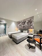 The Hans Hotel - Hubli