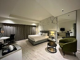 The Hans Hotel - Hubli