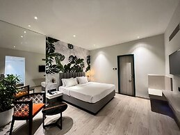 The Hans Hotel - Hubli