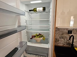 Apartment M & VALENTIN
