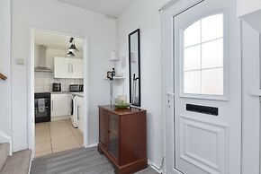 Suspire House -sleeps6-garden-bbq-coastal Retreat