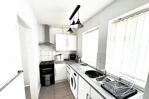 Suspire House -sleeps6-garden-bbq-coastal Retreat