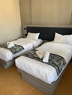 Mooncity Hotel & Boardinghouse