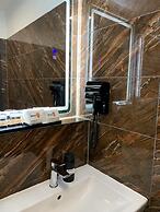 Mooncity Hotel & Boardinghouse