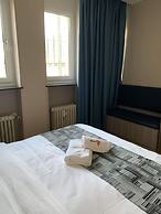 Mooncity Hotel & Boardinghouse