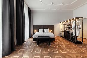 META SUITES historic city living