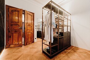 META SUITES historic city living