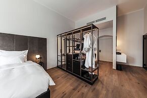 META SUITES historic city living