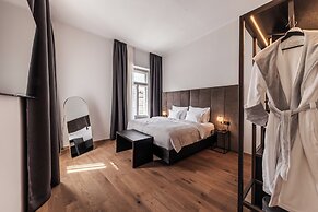 META SUITES historic city living