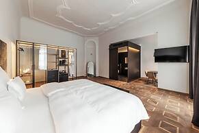 META SUITES historic city living