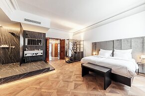 META SUITES historic city living