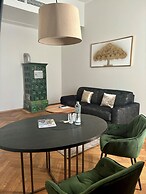 META SUITES historic city living