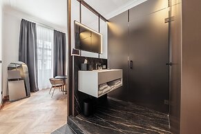 META SUITES historic city living