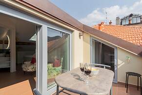 Rooftop Nest in Como City Center