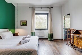 Music Bridge Apartment