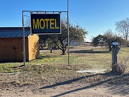 Jake's Corner Motel