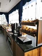 Golden Rose Deluxe Hotel