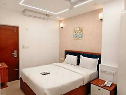 Royal Luxe Business Class Hotel