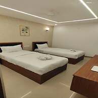 Royal Luxe Business Class Hotel