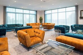 Glass House Retreat