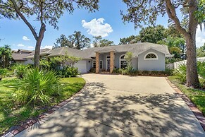 Screened Lanai + Fenced Yard: Luxe Orlando Home