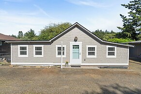 1/2 Mi to Ocean: Copalis Beach Hideaway!