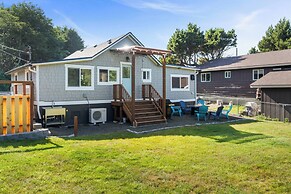 1/2 Mi to Ocean: Copalis Beach Hideaway!