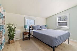 1/2 Mi to Ocean: Copalis Beach Hideaway!