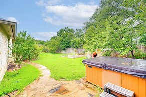 Cedar Park Home w/ Outdoor Oasis - 5 Mi to Lake!