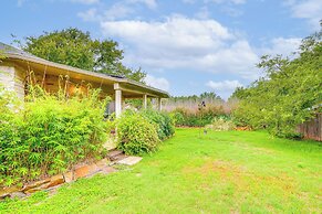 Cedar Park Home w/ Outdoor Oasis - 5 Mi to Lake!