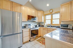 8 Mi to Skiing: Mtn-view Getaway in Frisco!