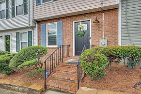 Quaint Augusta Townhome: 3 Mi to the Masters!