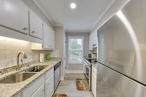 Quaint Augusta Townhome: 3 Mi to the Masters!