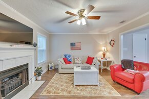 Quaint Augusta Townhome: 3 Mi to the Masters!