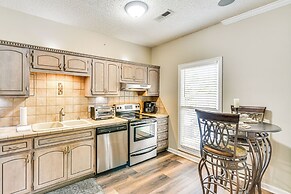 Huntsville Condo w/ Patio Near Redstone Arsenal!