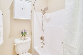 Huntsville Condo w/ Patio Near Redstone Arsenal!