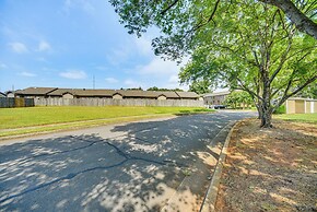 Huntsville Condo w/ Patio Near Redstone Arsenal!