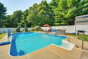 Pool, Yard & Game Room: Family Home in Kunkletown