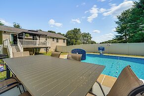 Pool, Yard & Game Room: Family Home in Kunkletown