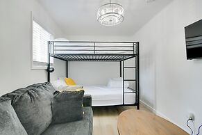 Pool & Dock Access: Apt on Table Rock Lake