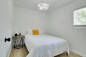 Pool & Dock Access: Apt on Table Rock Lake